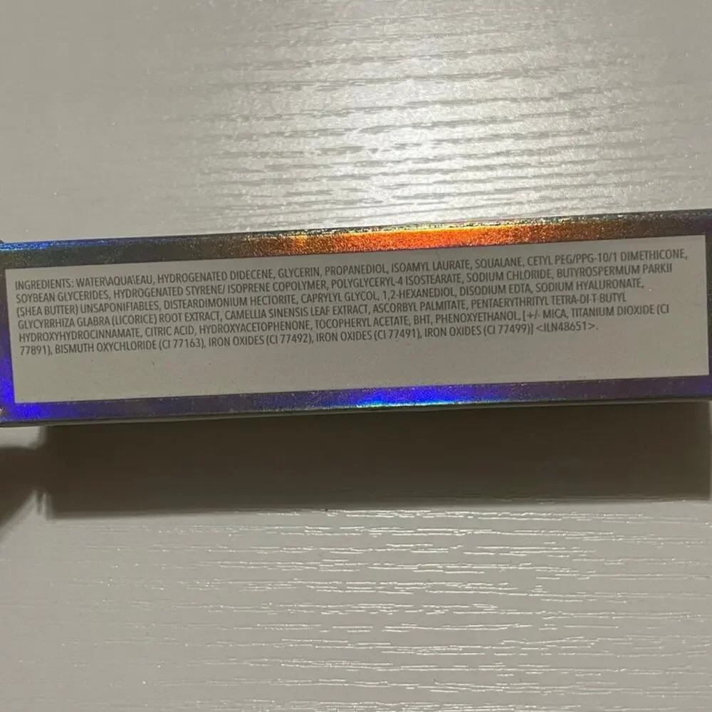 Becca Light Shifter Dewing Tint Borealis 5.5‎